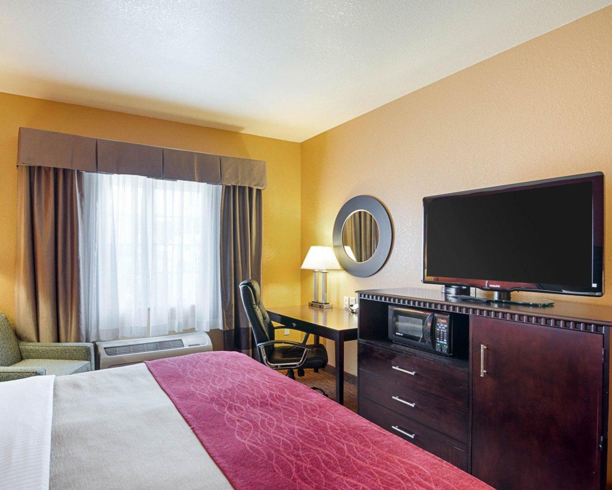 Comfort Inn & Suites Orange - Montpelier Esterno foto