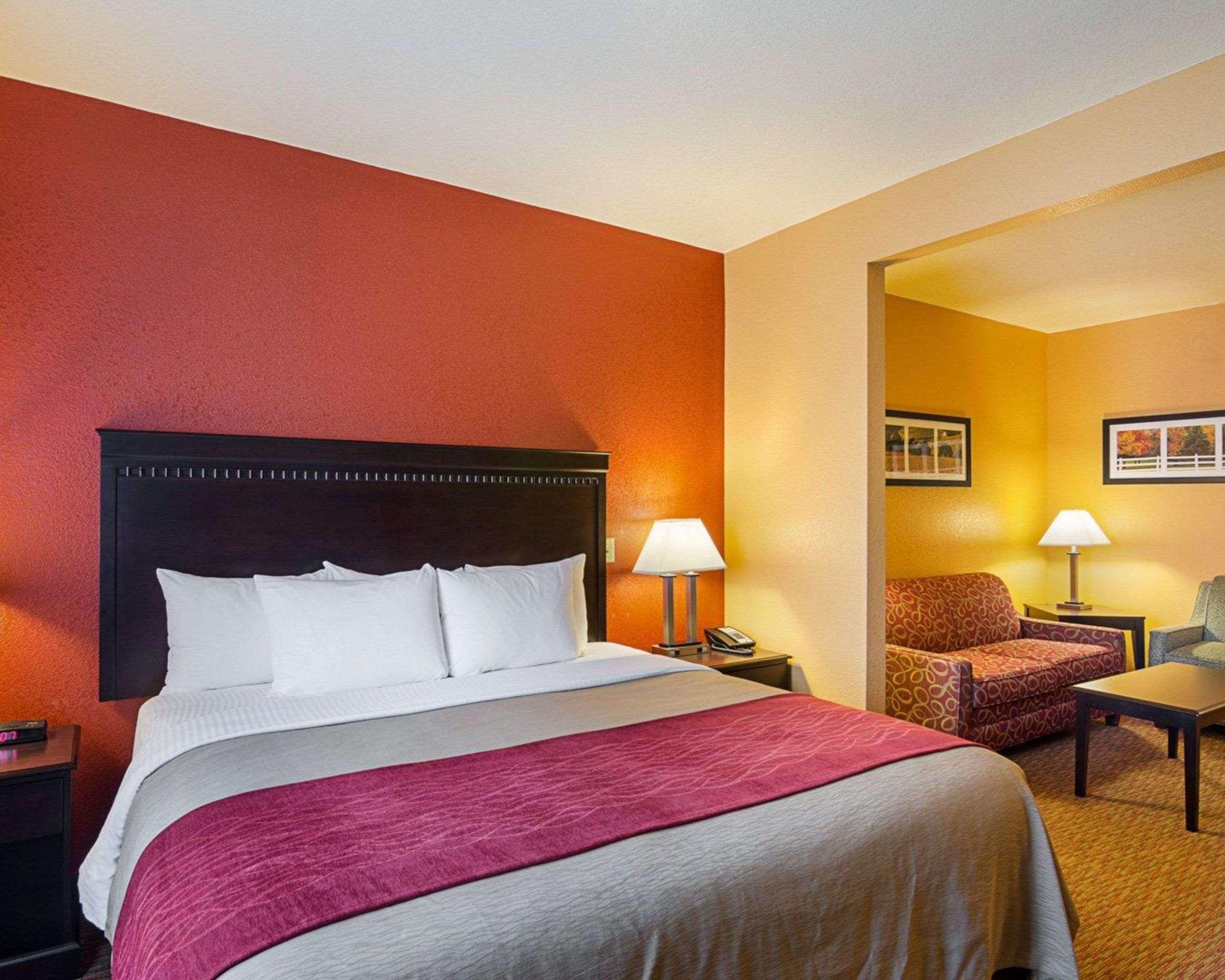 Comfort Inn & Suites Orange - Montpelier Esterno foto