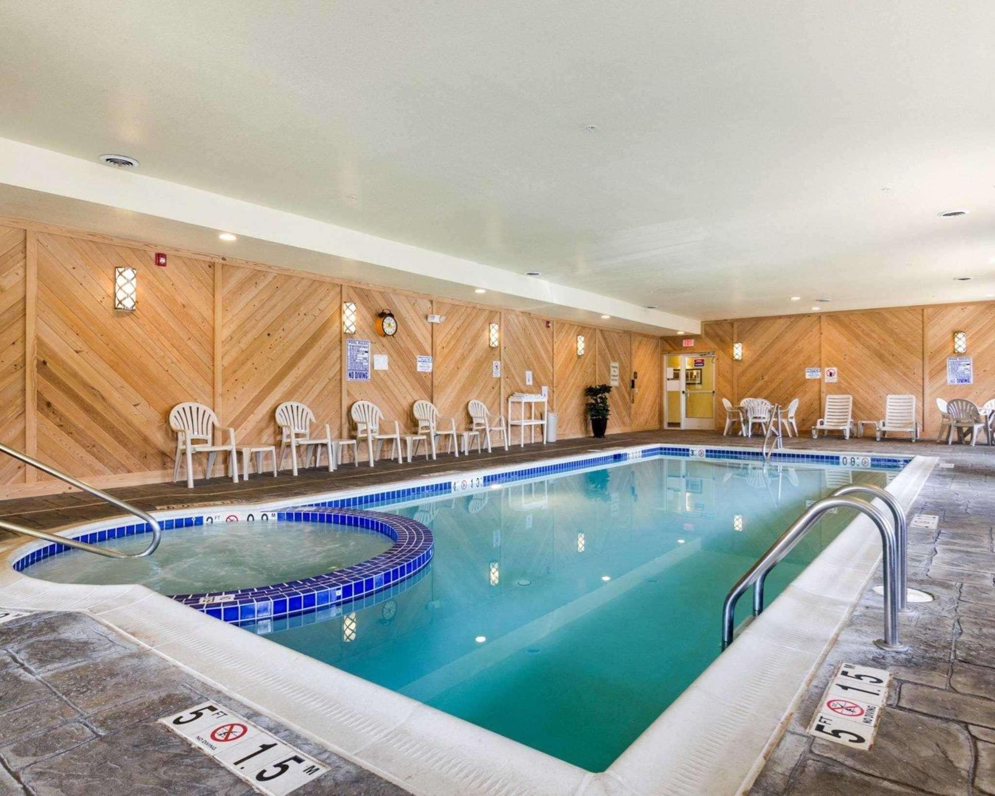 Comfort Inn & Suites Orange - Montpelier Esterno foto