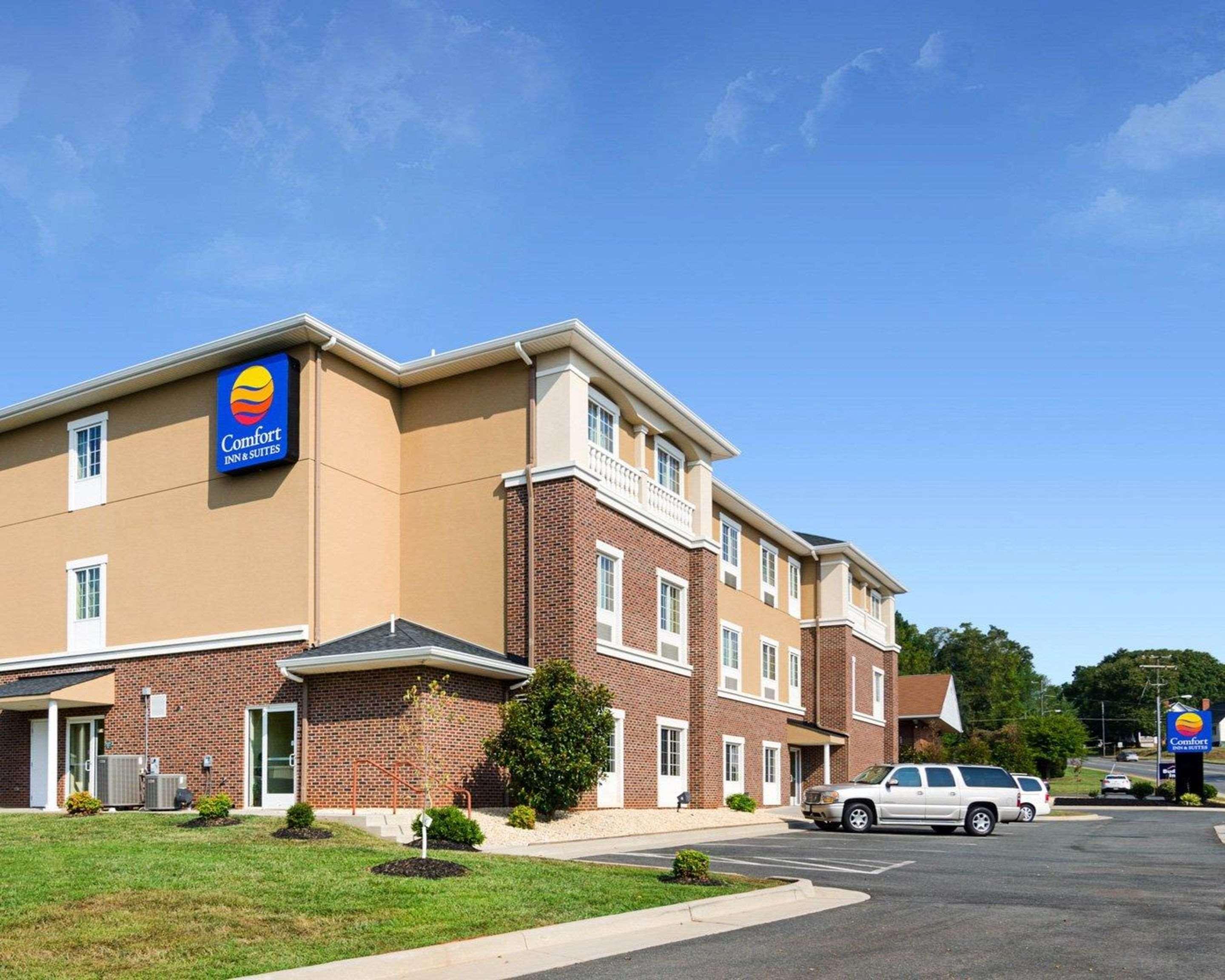Comfort Inn & Suites Orange - Montpelier Esterno foto